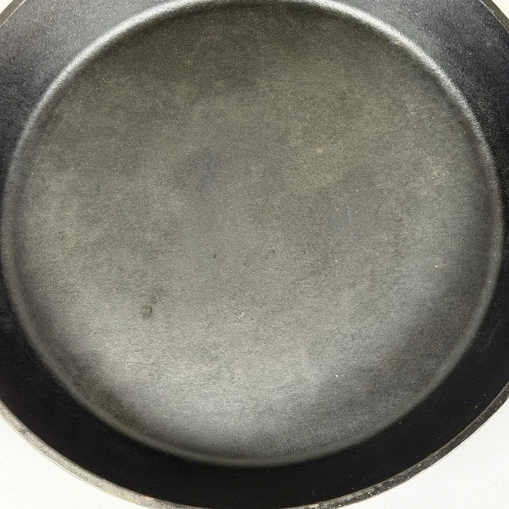 Lodge 17-Inch Cast Iron Skillet 17SK Dual Handle Pre-Seasoned USA Made